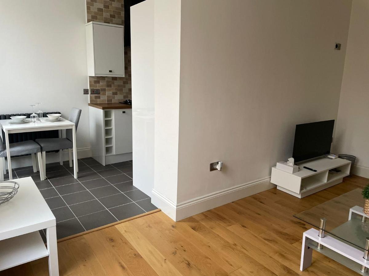 קינגסטון אפון הול City Centre 1 Bed Sleeps 4 H5 מראה חיצוני תמונה